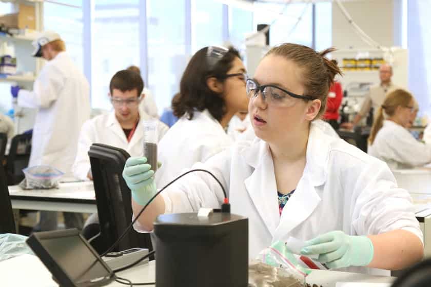 Students prepare sample of soil, collected from each of their hometowns, to analyze its composition and microbiology. This multi-day experiment highlights how researchers study and combat antibiotic resistance.