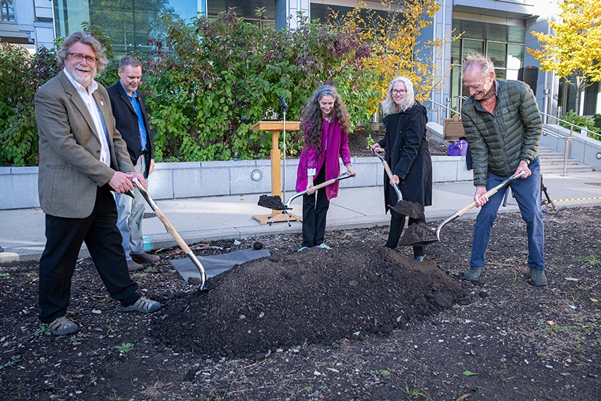 Groundbreaking! The medical discovery of warfarin at UW–Madison is recognized as a National Historic Chemical Landmark by the American Chemical Society.