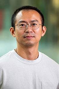 Wenkai Yi