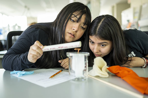 Kids doing a science experiment